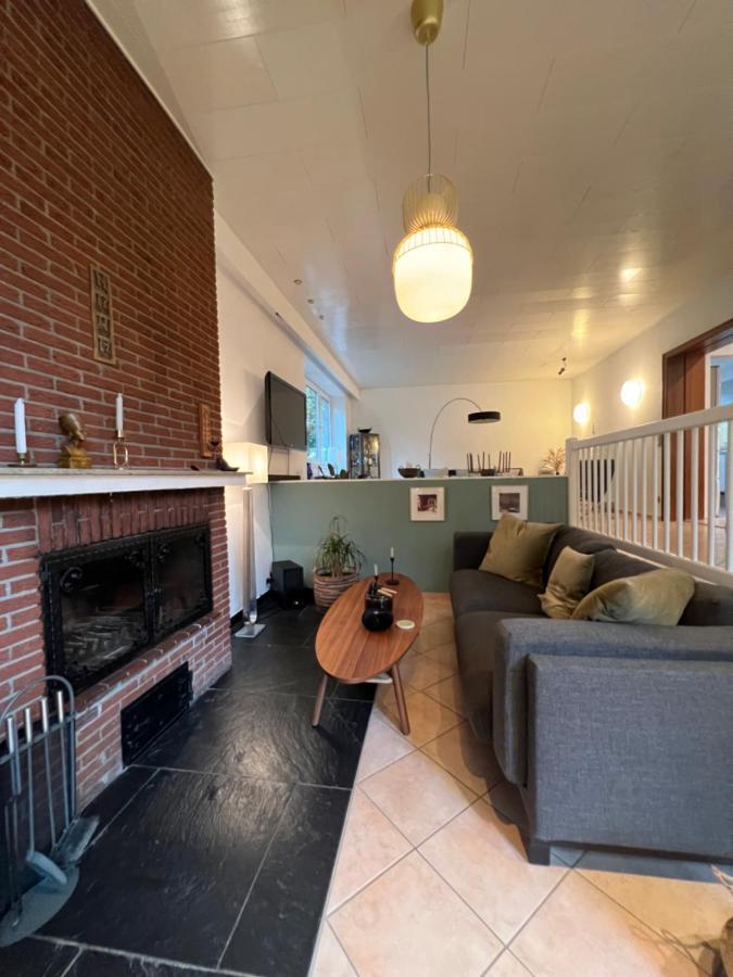 Aussergewoehnliches Haus Mit Sauna, Kamin Und Garten Wilhelmshaven Bagian luar foto
